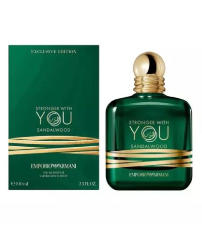 عطر استرانگر ویت یو صندل وود